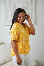 Load image into Gallery viewer, Clementine Floral Button Up Blouse
