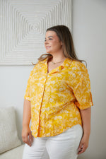 Load image into Gallery viewer, Clementine Floral Button Up Blouse
