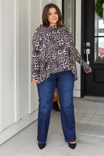 Load image into Gallery viewer, Clap for Yourself Long Sleeve Top in Animal Print
