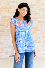 Load image into Gallery viewer, Keep Me Coming V-Neck Top in Ivory Royal
