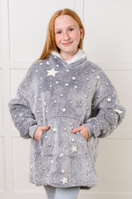 Load image into Gallery viewer, Kids Oversized Hoodie Blanket in Grey Stars
