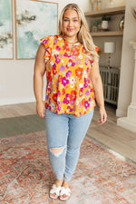 Load image into Gallery viewer, Lizzy Flutter Sleeve Top in Apricot and Red Floral
