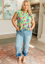 Load image into Gallery viewer, Lizzy Flutter Sleeve Top in Emerald and Purple Floral
