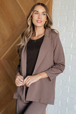 Load image into Gallery viewer, Magic 3/4 Blazer in Dark Mocha
