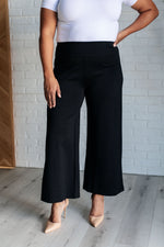 Load image into Gallery viewer, Magic Wide Leg Crop Pants in Black
