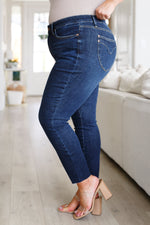Load image into Gallery viewer, Nicole Tummy Control Skinny Jeans
