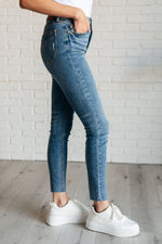 Load image into Gallery viewer, Nicole Tummy Control Skinny Jeans in Vintage Wash
