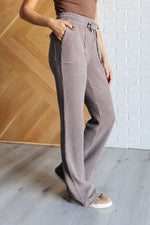 Load image into Gallery viewer, Set Process Mineral Wash Waffle Knit Pants in Brown
