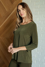 Load image into Gallery viewer, Signature Classic Round Neck Top in Olive
