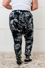 Load image into Gallery viewer, Your New Favorite Joggers in Rose Print
