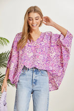 Load image into Gallery viewer, Printed Poncho Woven Top in Orchid
