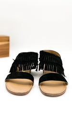 Load image into Gallery viewer, Fringe Star Sandal in Black
