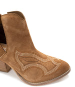 Load image into Gallery viewer, Journee Ankle Boots in Tan
