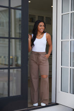 Load image into Gallery viewer, Weekend Hero Wide Leg Sweats in Mocha
