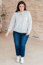 Load image into Gallery viewer, A Touch of Pollen Pullover Sweater

