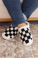 Load image into Gallery viewer, Checked Out Slippers in Black
