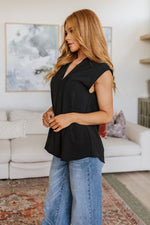 Load image into Gallery viewer, Elevate Everyday Blouse in Black
