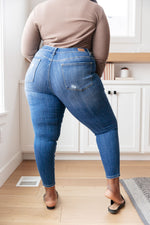 Load image into Gallery viewer, Get Together Mid-Rise Skinny Jegging
