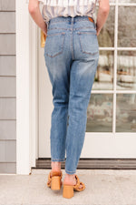 Load image into Gallery viewer, High Waist Slim Fit Jeans

