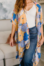 Load image into Gallery viewer, Island Living Floral Kimono
