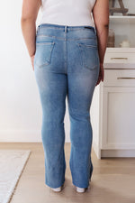 Load image into Gallery viewer, Jody Slim Flare Side Slit Jeans
