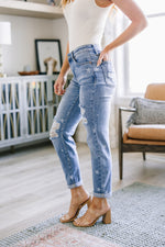 Load image into Gallery viewer, Juliet Star Crossed Boyfriend Jeans
