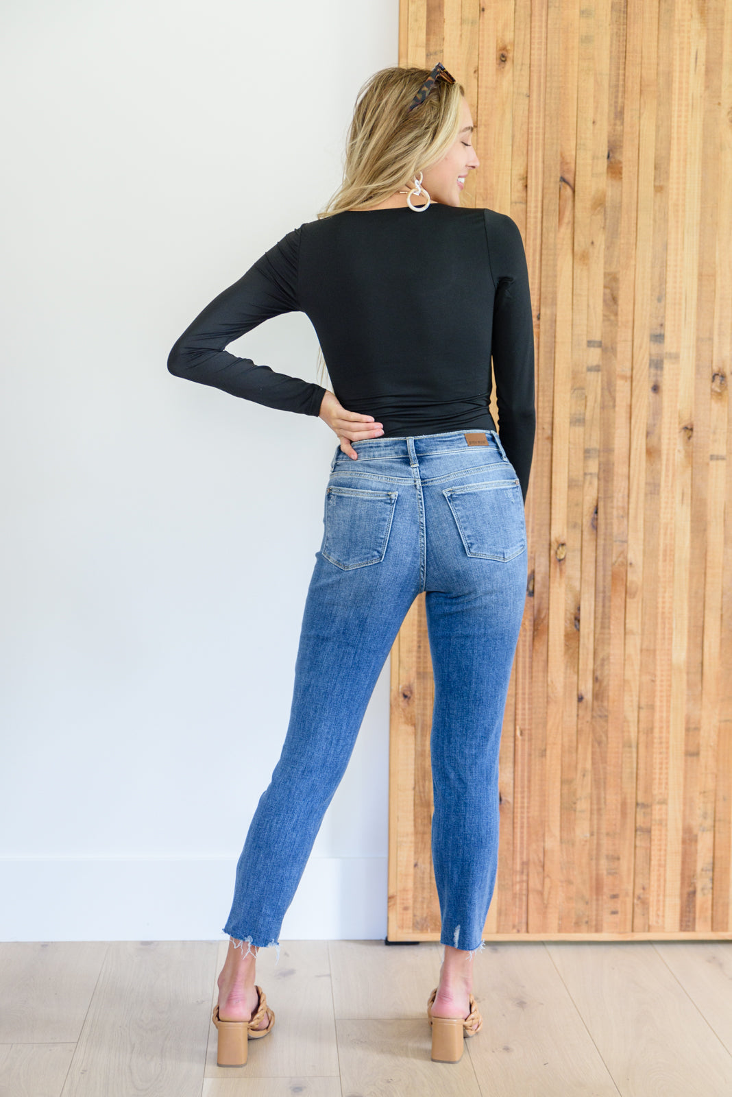 Kyla Destroyed Hi Waist Relaxed Fit