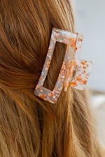 Load image into Gallery viewer, Life&#39;s A Party Confetti Claw Clip In Orange
