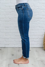 Load image into Gallery viewer, London Midrise Cuffed Boyfriend Jeans
