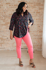 Load image into Gallery viewer, Magic Ankle Crop Skinny Pants in Spring Strawberry

