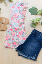 Load image into Gallery viewer, Morning Meadow Floral Top

