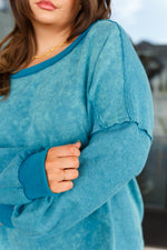 Load image into Gallery viewer, Ocean&#39;s Apart Mineral Wash Pullover

