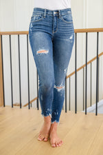 Load image into Gallery viewer, Tamara Mid Rise Raw Hem Jeans
