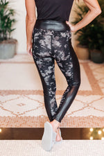 Load image into Gallery viewer, Training Day Leggings
