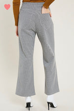 Load image into Gallery viewer, Plaid Wide Leg Button Front Pants
